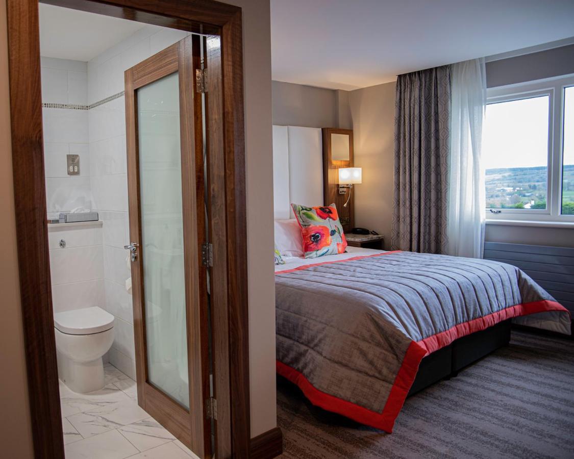 The Valley Hotel & Carriage Gardens Fivemiletown Εξωτερικό φωτογραφία