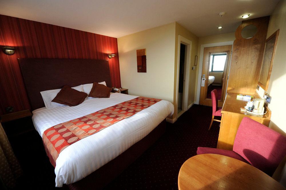 The Valley Hotel & Carriage Gardens Fivemiletown Εξωτερικό φωτογραφία